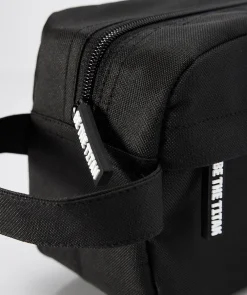 T1TAN Sports toilettas- Tassen